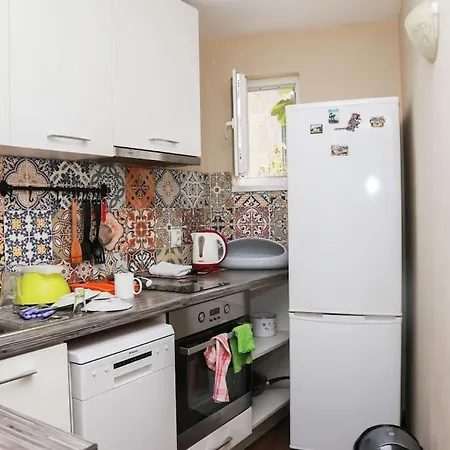 Apartment Top Center, Quiet, Independant Burgas